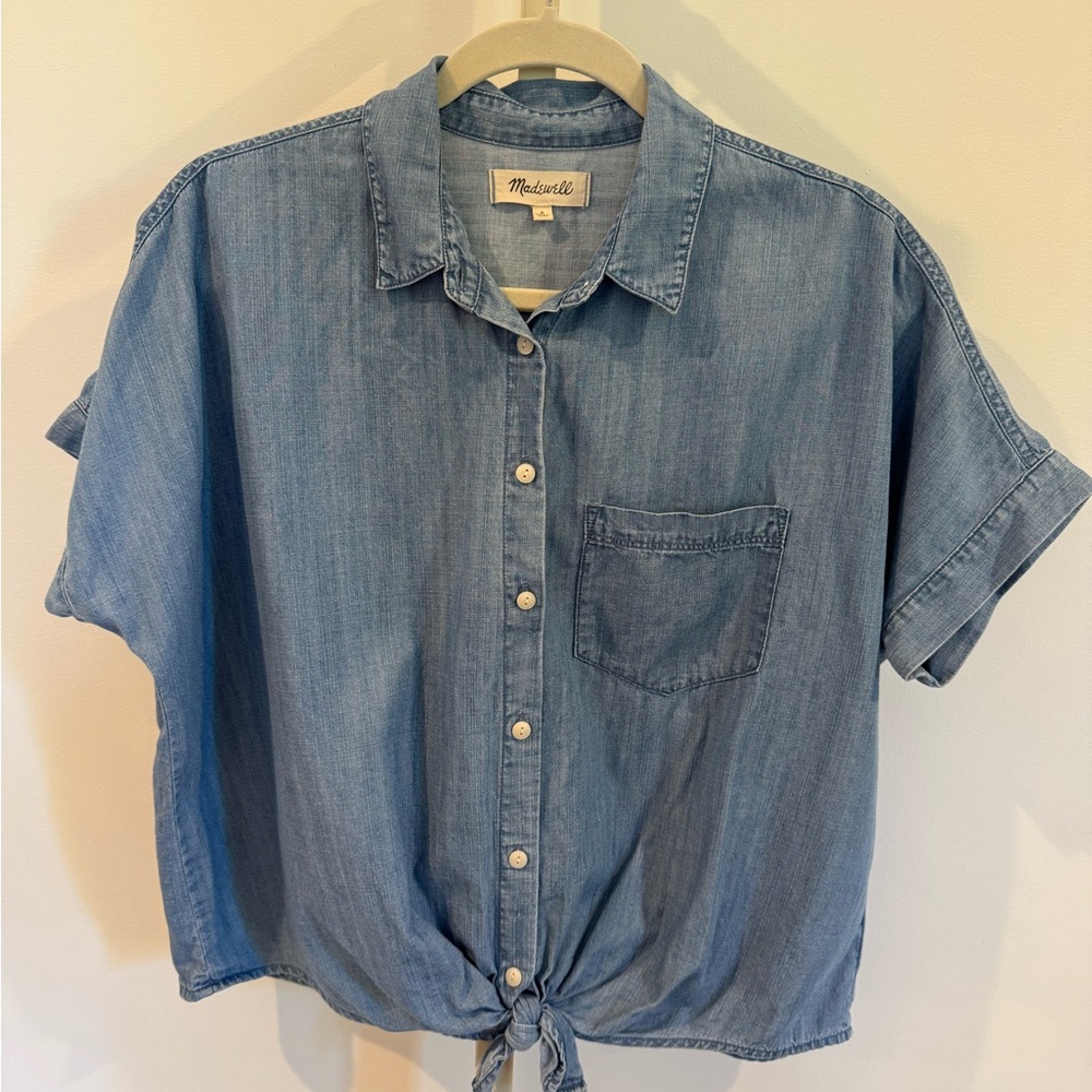 Madewell Chambray Button Down Short Sleeve Shirt with Front Tie - Picture 3 of 5